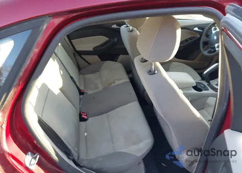 2013 Ford Focus Se z USA, uszkodzony, nr VIN 1FADP3F26DL148977